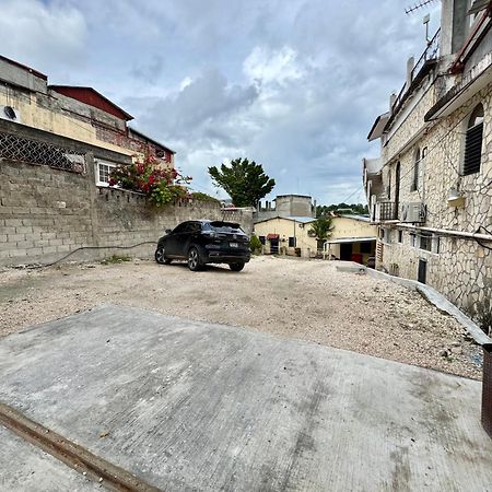 Hostal Inn 2 Flores Ngoại thất bức ảnh