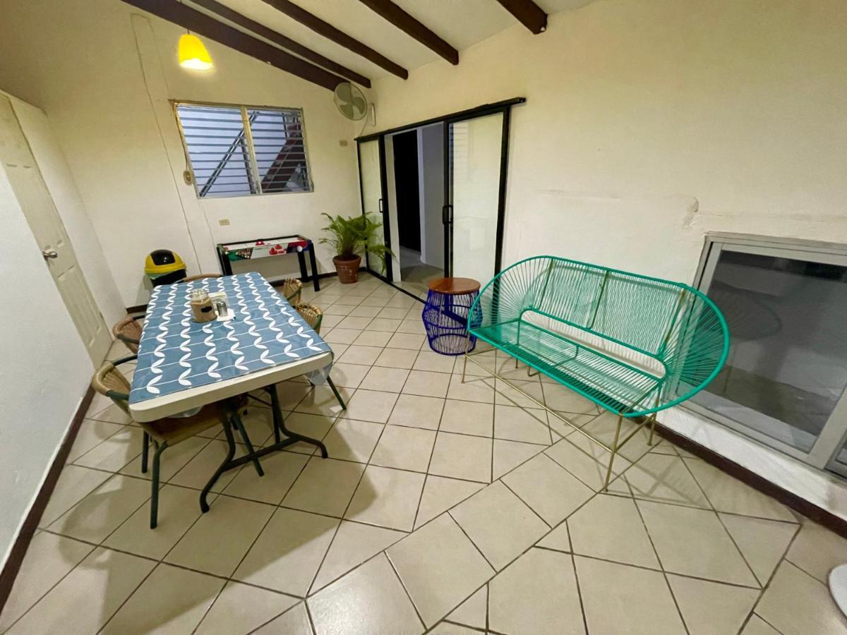 Hostal Inn 2 Flores Ngoại thất bức ảnh