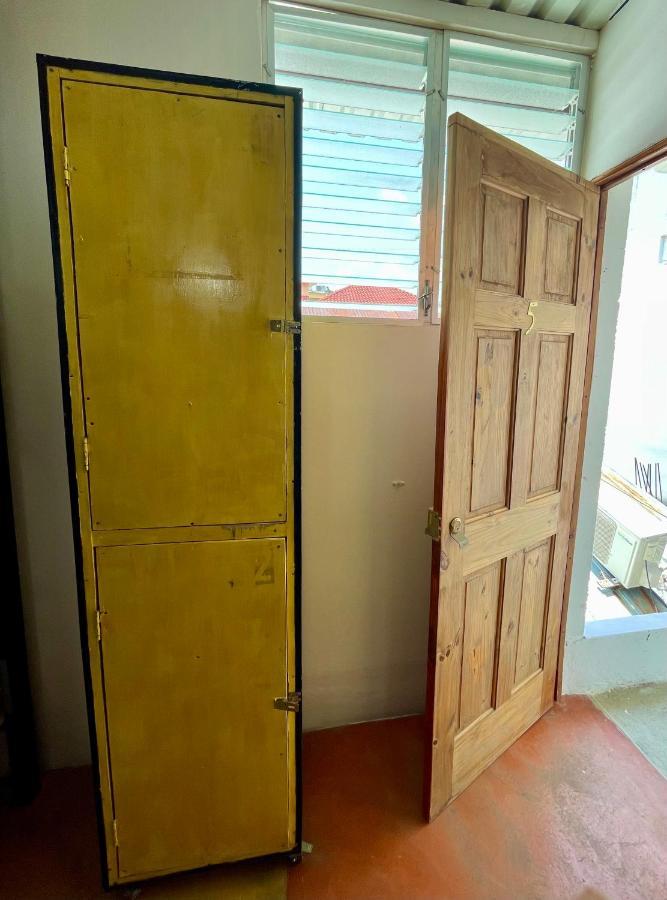 Hostal Inn 2 Flores Ngoại thất bức ảnh